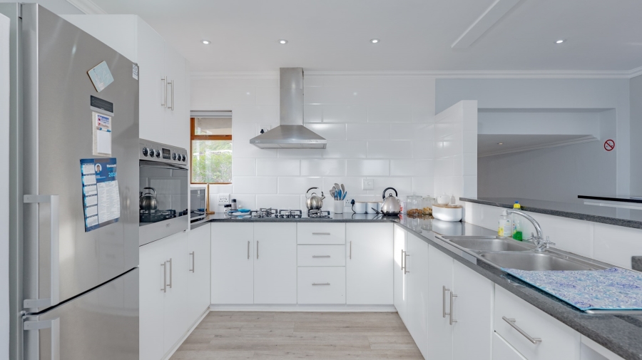 3 Bedroom Property for Sale in Agulhas Western Cape